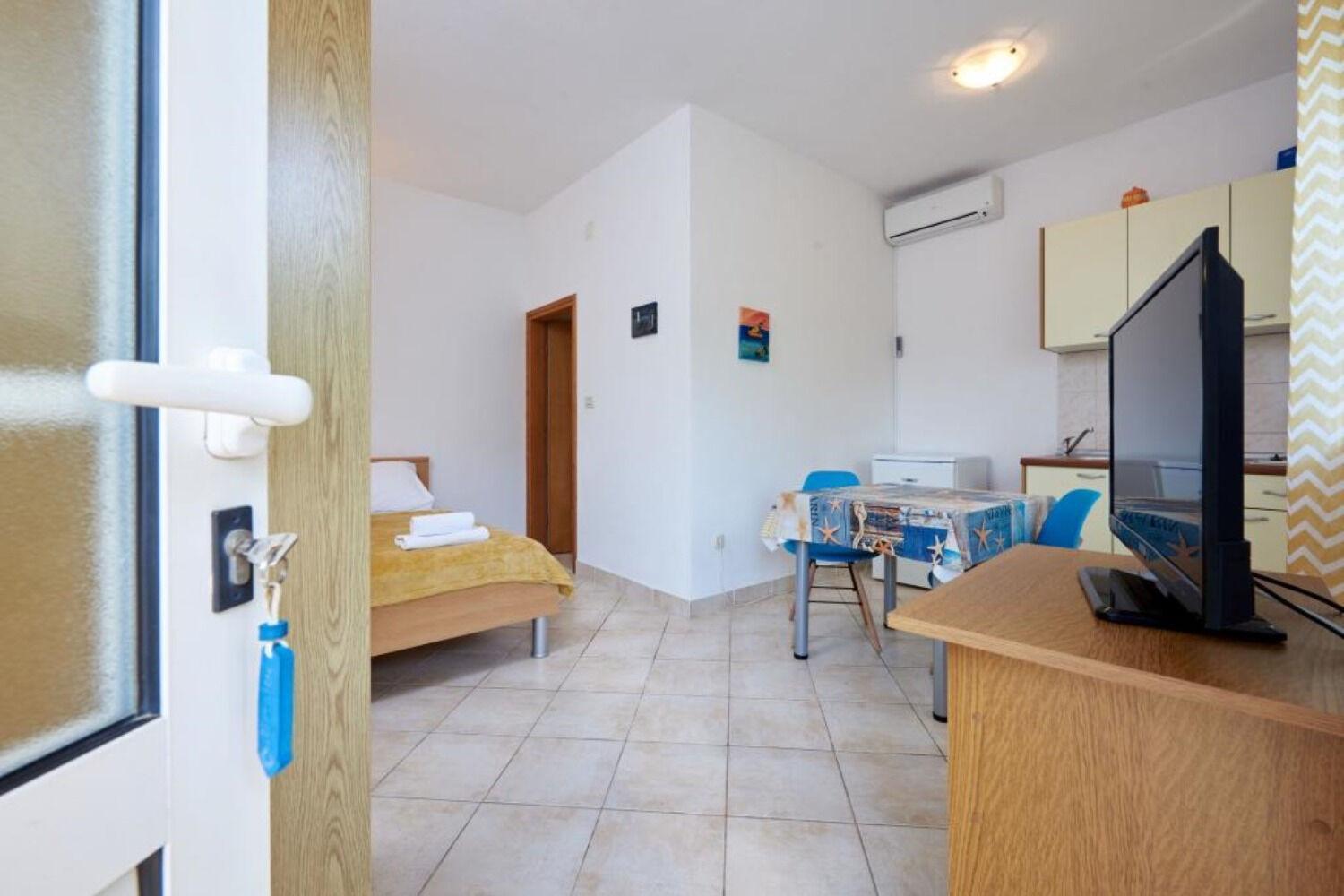 Apartments Mare - 30 M From Pebble Beach Seget Vranjica Exteriér fotografie