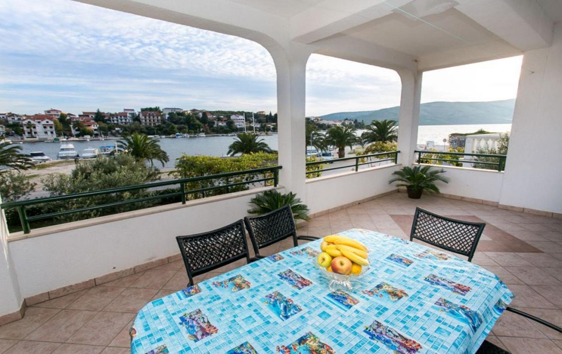 Apartments Mare - 30 M From Pebble Beach Seget Vranjica Exteriér fotografie